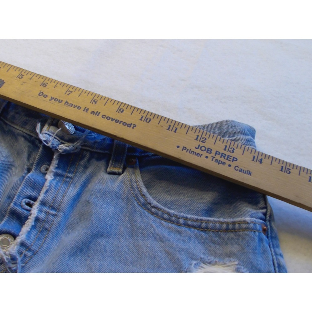 Levis Premium 501 Original Distressed Women Shorts Light Wash W27 Button Fly - Picture 11 of 11